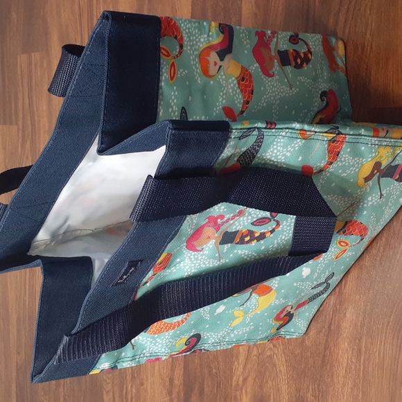 Thirty One Essential Tote Mermaid Lagoon - Picture 4 of 5